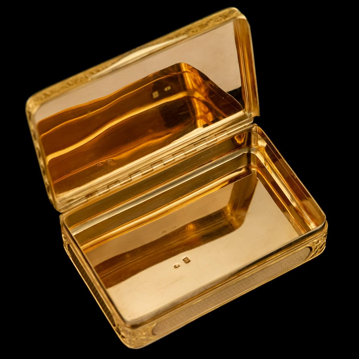 19th Century Antique Austrian 18 Karat Four-Color Gold Snuff Box, Felix Paul, circa 1810