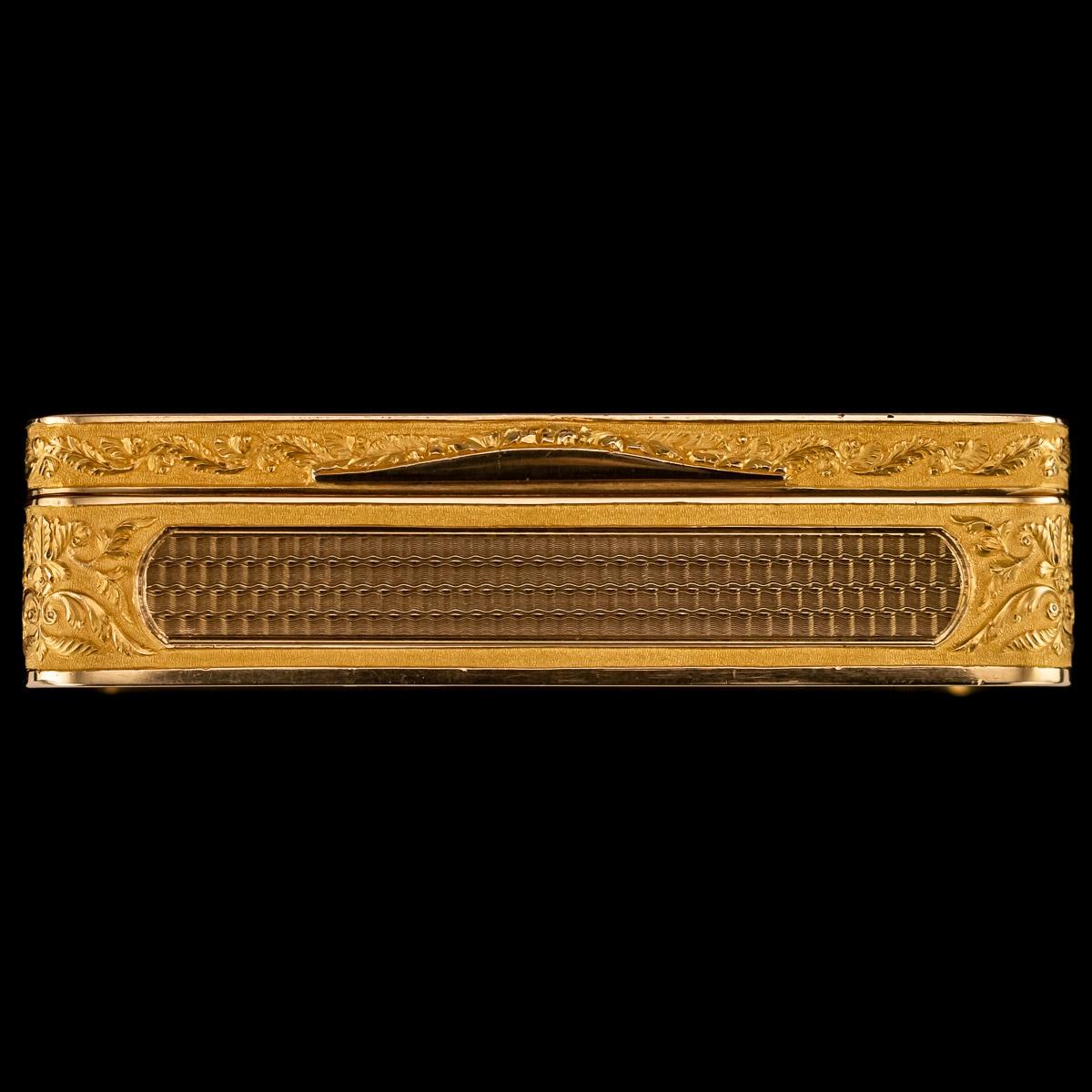 Antique Austrian 18 Karat Four-Color Gold Snuff Box, Felix Paul, circa 1810 1