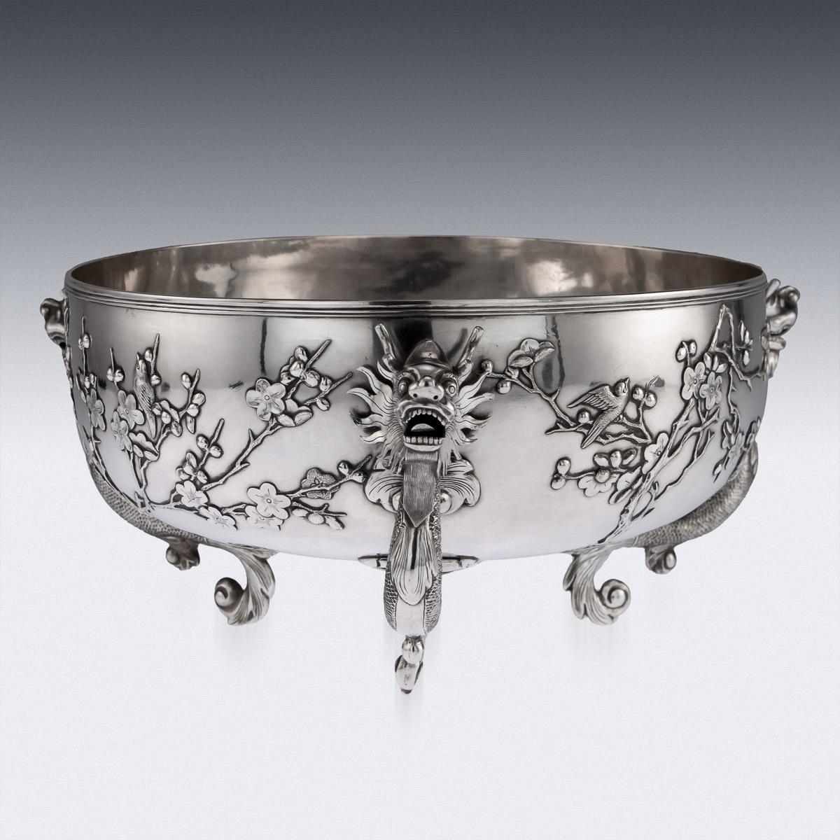 Antique Chinese Export Solid Silver Dragon Bowl, Luen Wo, circa 1890 In Good Condition In Royal Tunbridge Wells, Kent