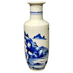 Antike chinesische Unterglasurblaue und weiße Vase aus dem 19.