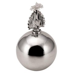 Antiguo encendedor de mesa inglés de plata maciza del siglo XIX con forma de granada c.1898