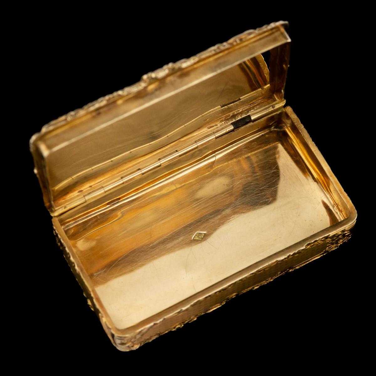 Antique 19th Century French 18-Karat Gold Snuff Box, Paris, circa 1820 1