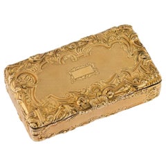 Antique 19th Century French 18-Karat Gold Snuff Box, Paris, circa 1820