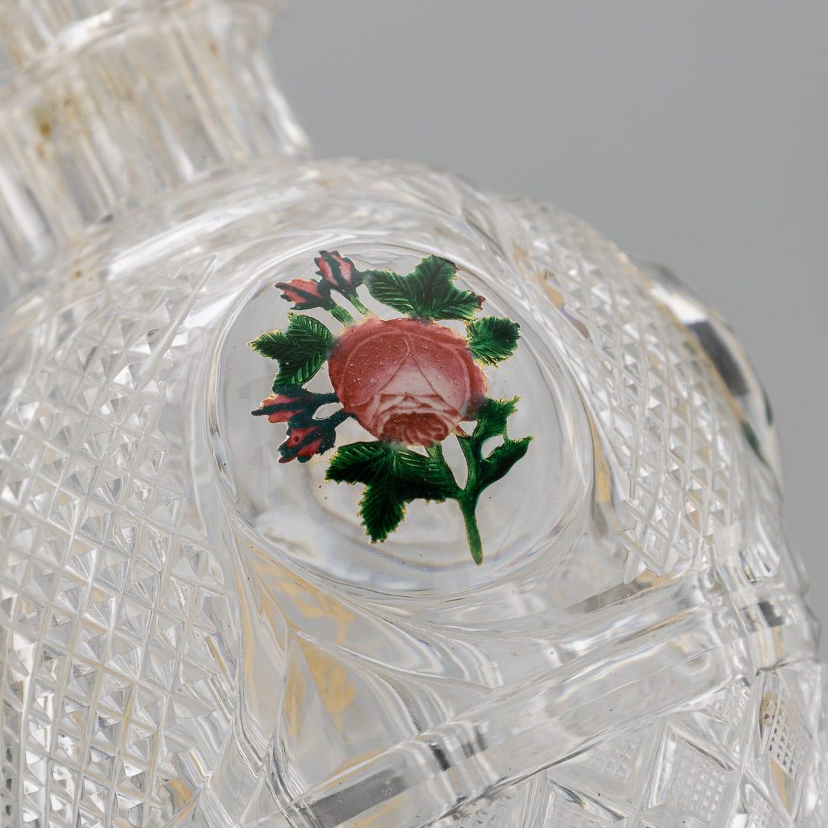 Antique French Baccarat del XIX secolo, bottiglia di profumo a quattro camere divise in smalto e ormeggio in vendita 10