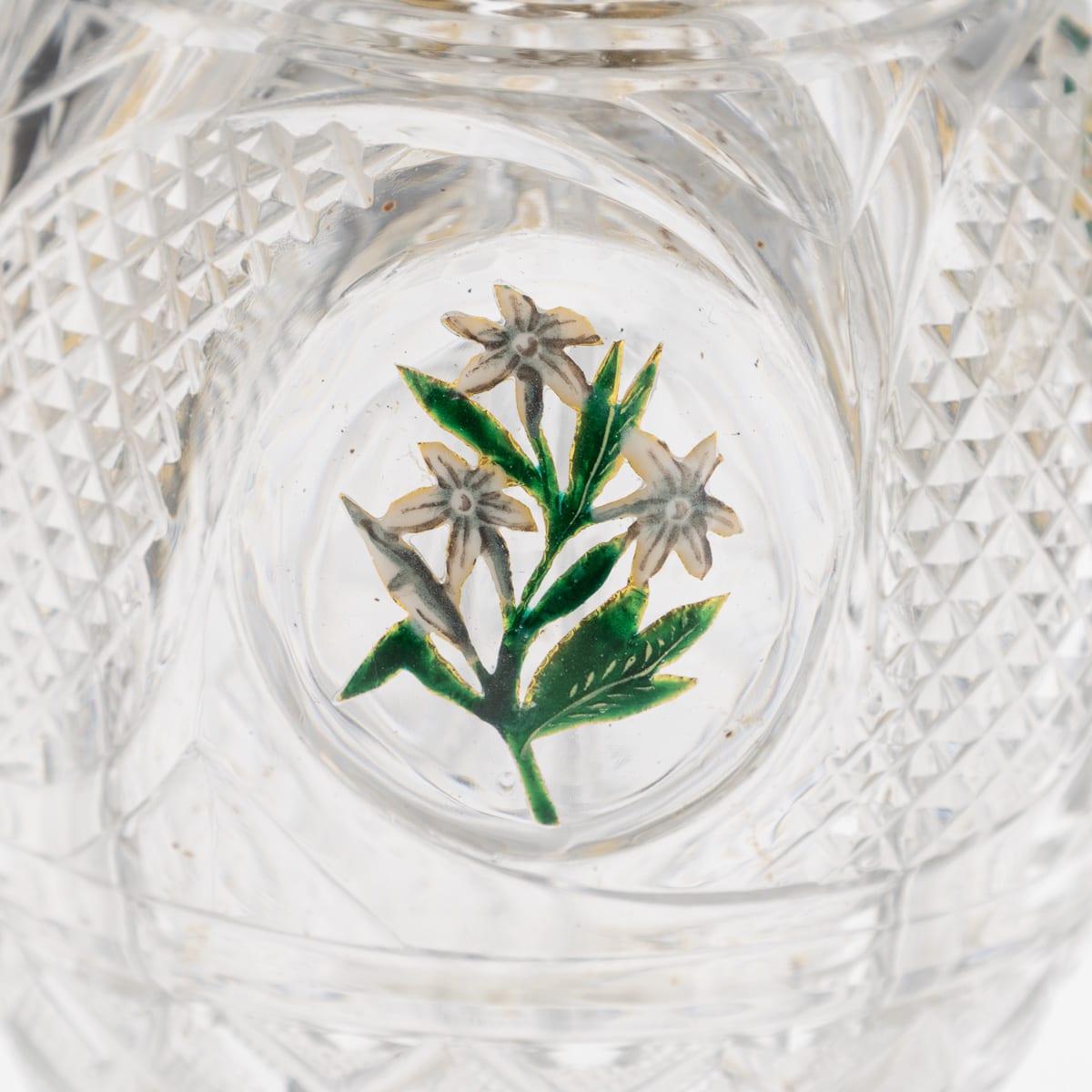 Antique French Baccarat del XIX secolo, bottiglia di profumo a quattro camere divise in smalto e ormeggio in vendita 2