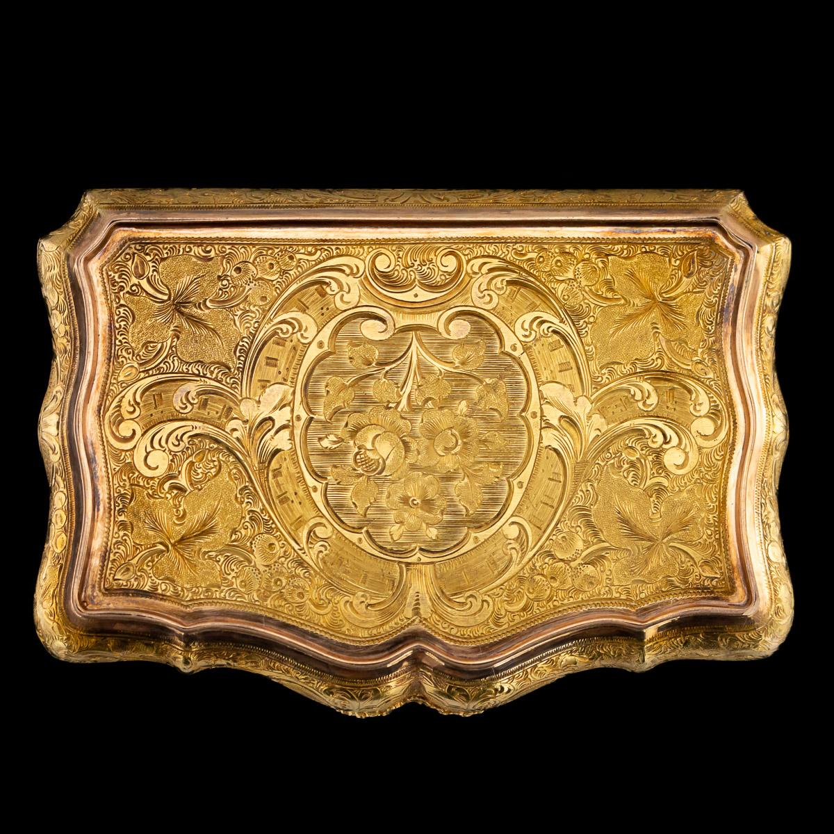 19th Century German Gem Set 14-karat Gold and Miniature Snuff Box, circa 1850 In Good Condition In Royal Tunbridge Wells, Kent