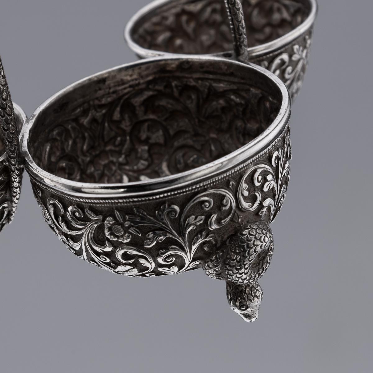 Ancien service à condiments en argent massif indien du XIXe siècle, Oomersi Mawji, Bhuj c.1890 en vente 9