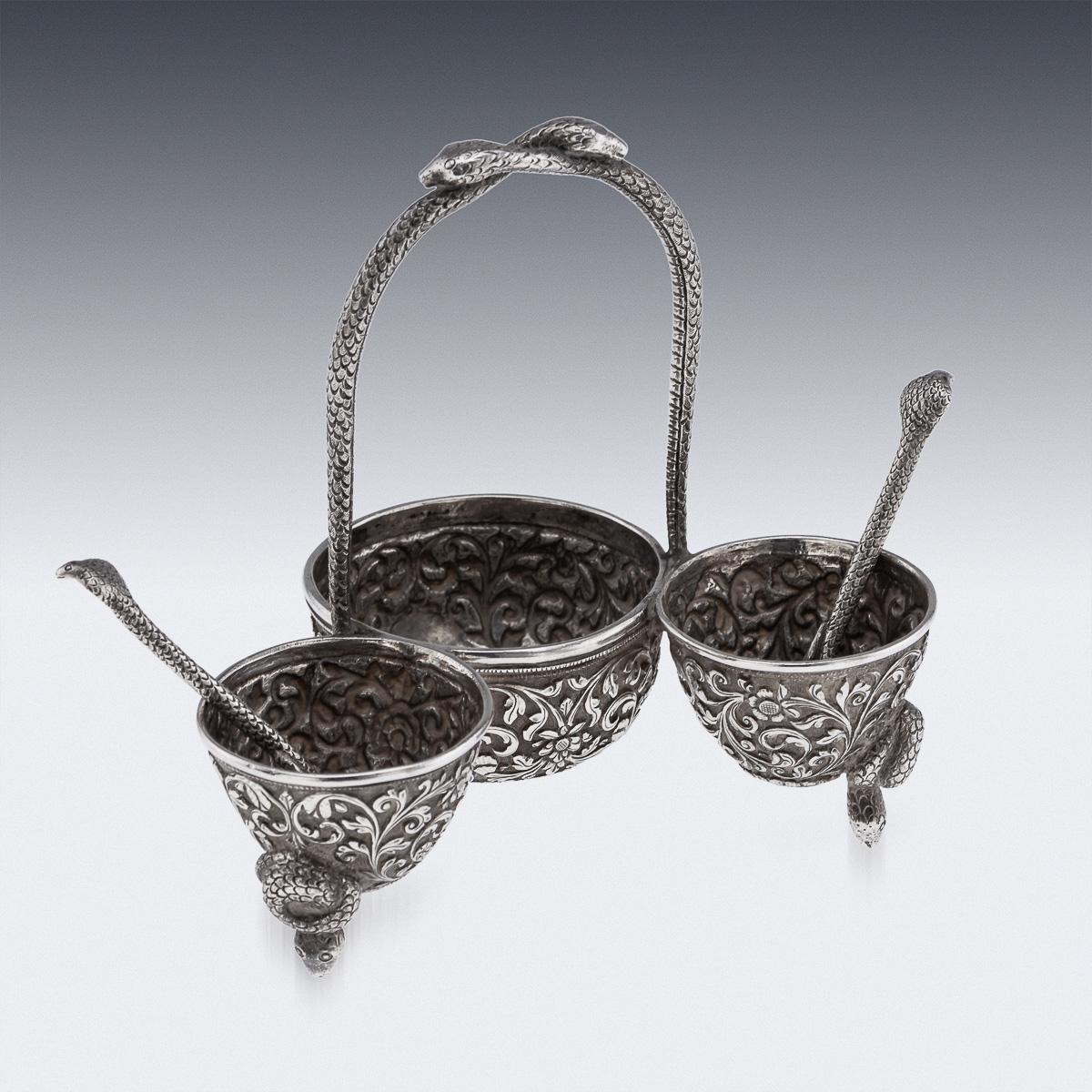 Indien Ancien service à condiments en argent massif indien du XIXe siècle, Oomersi Mawji, Bhuj c.1890 en vente