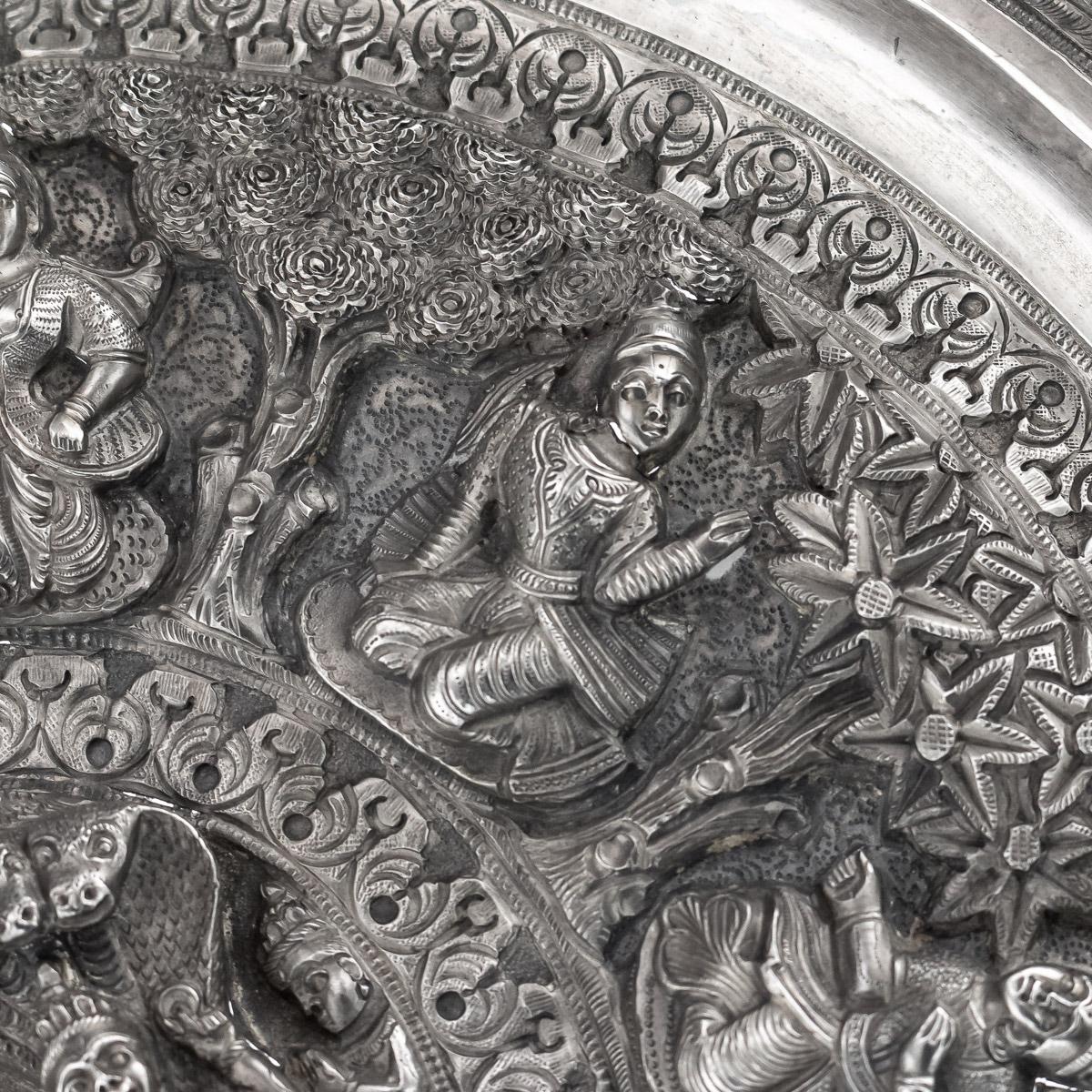19th Century Indian Solid Silver Large Decorative Dish, Poona, circa 1880 3