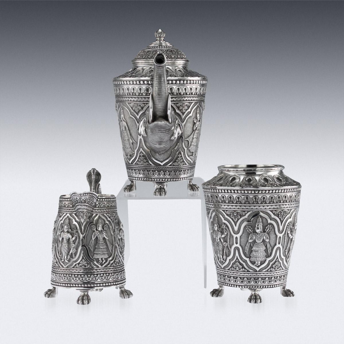 19th Century Indian Solid Silver Tea Set, Cooke and Kelvey, Calcutta, circa 1880 In Good Condition In Royal Tunbridge Wells, Kent