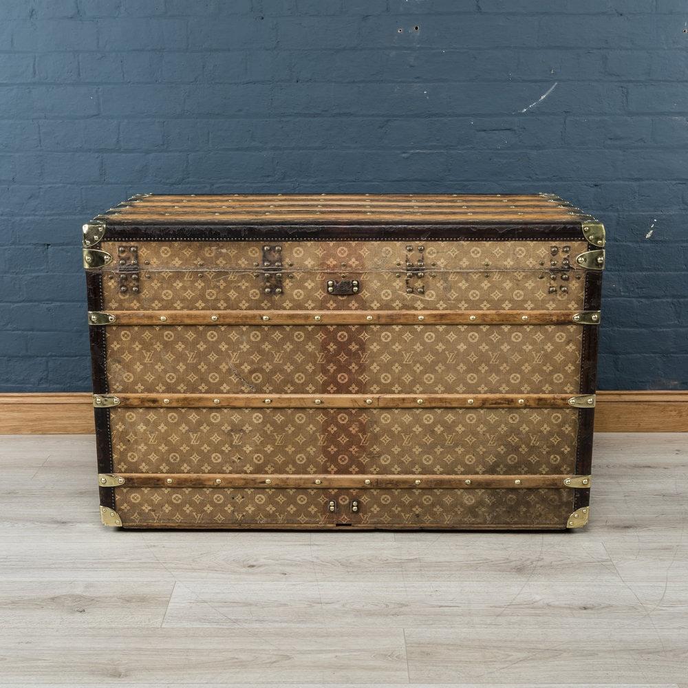 French Antique 19thc Louis Vuitton Extra Large Trunk in Woven Canvas Finish Circa 1895