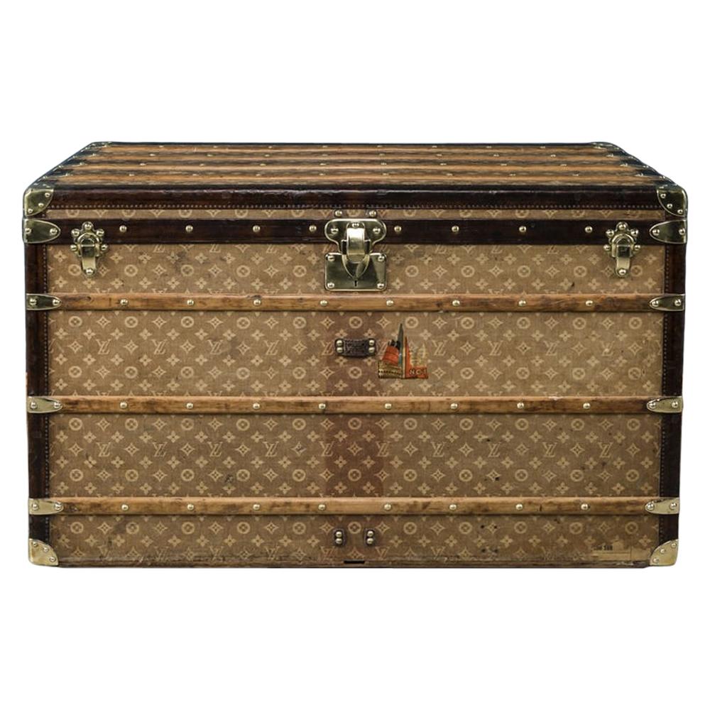 Antique 19thc Louis Vuitton Extra Large Trunk in Woven Canvas Finish Circa 1895