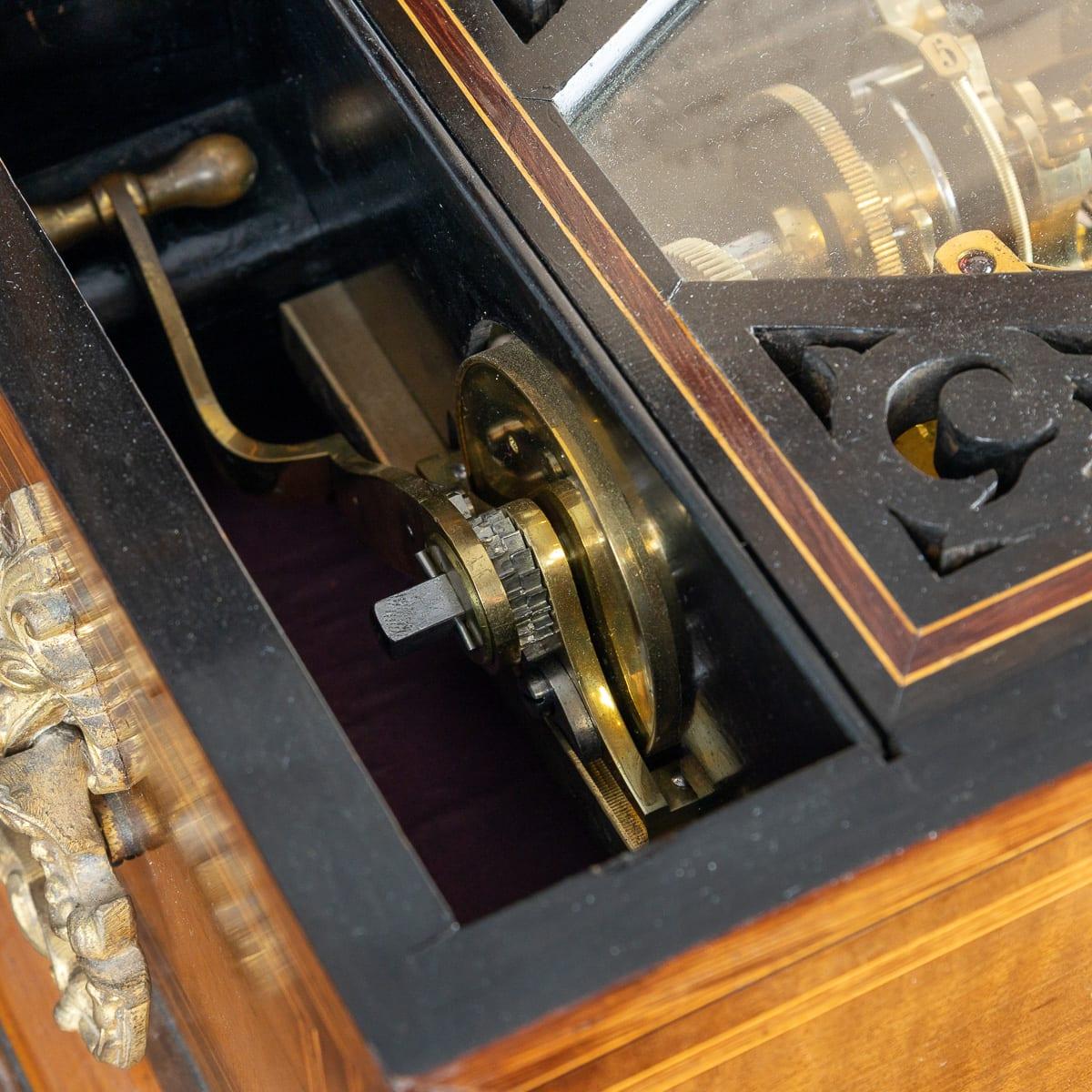 Ancienne boîte à musique à cylindre de fabrication suisse du 19ème siècle par Lecoultre Frères de Genève c.1880 en vente 11