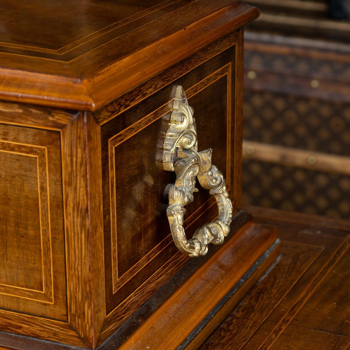 Ancienne boîte à musique à cylindre de fabrication suisse du 19ème siècle par Lecoultre Frères de Genève c.1880 en vente 13