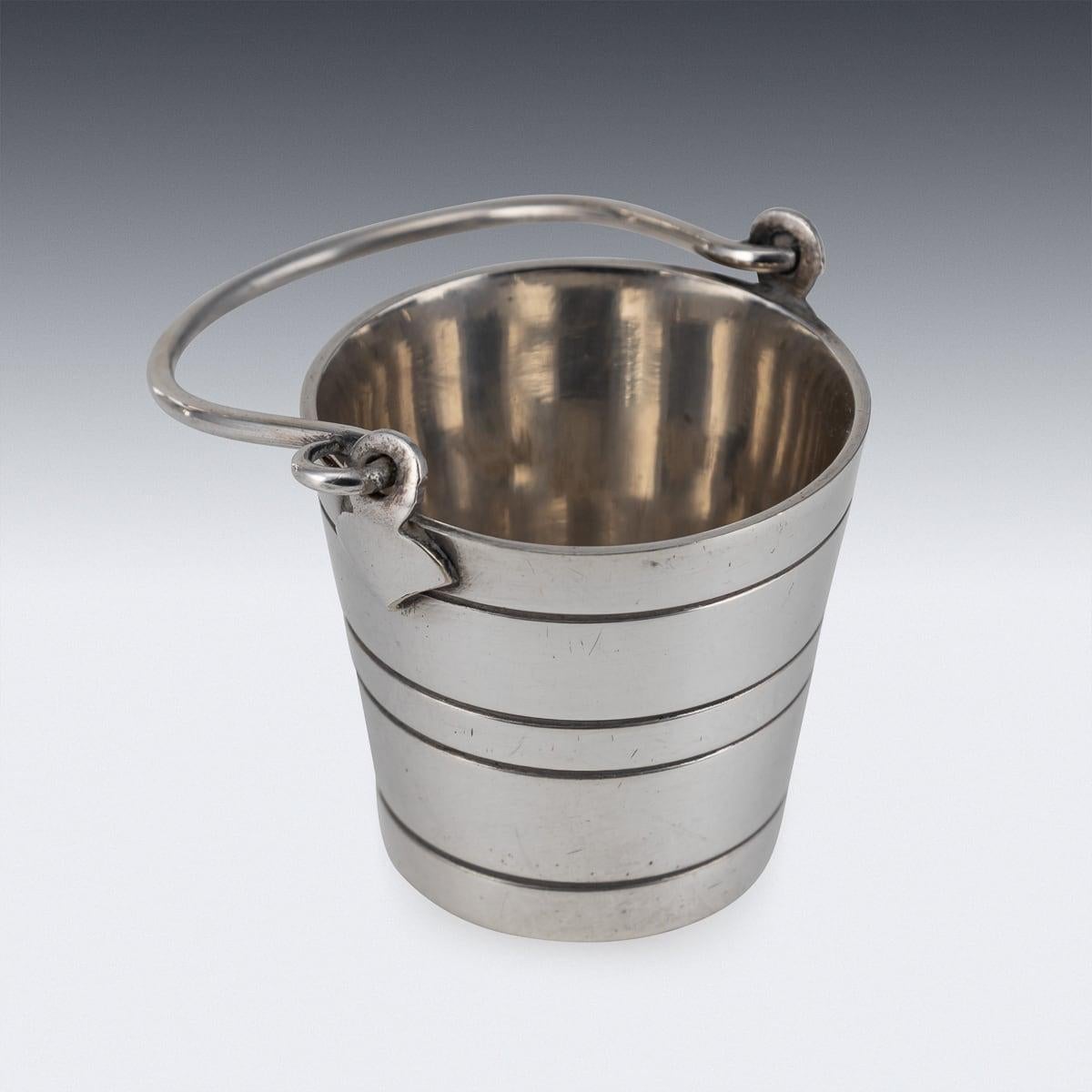 Antiguo barril victoriano del siglo XIX, chapado en plata y vidrio, Mappin & Webb c1890 en venta 7