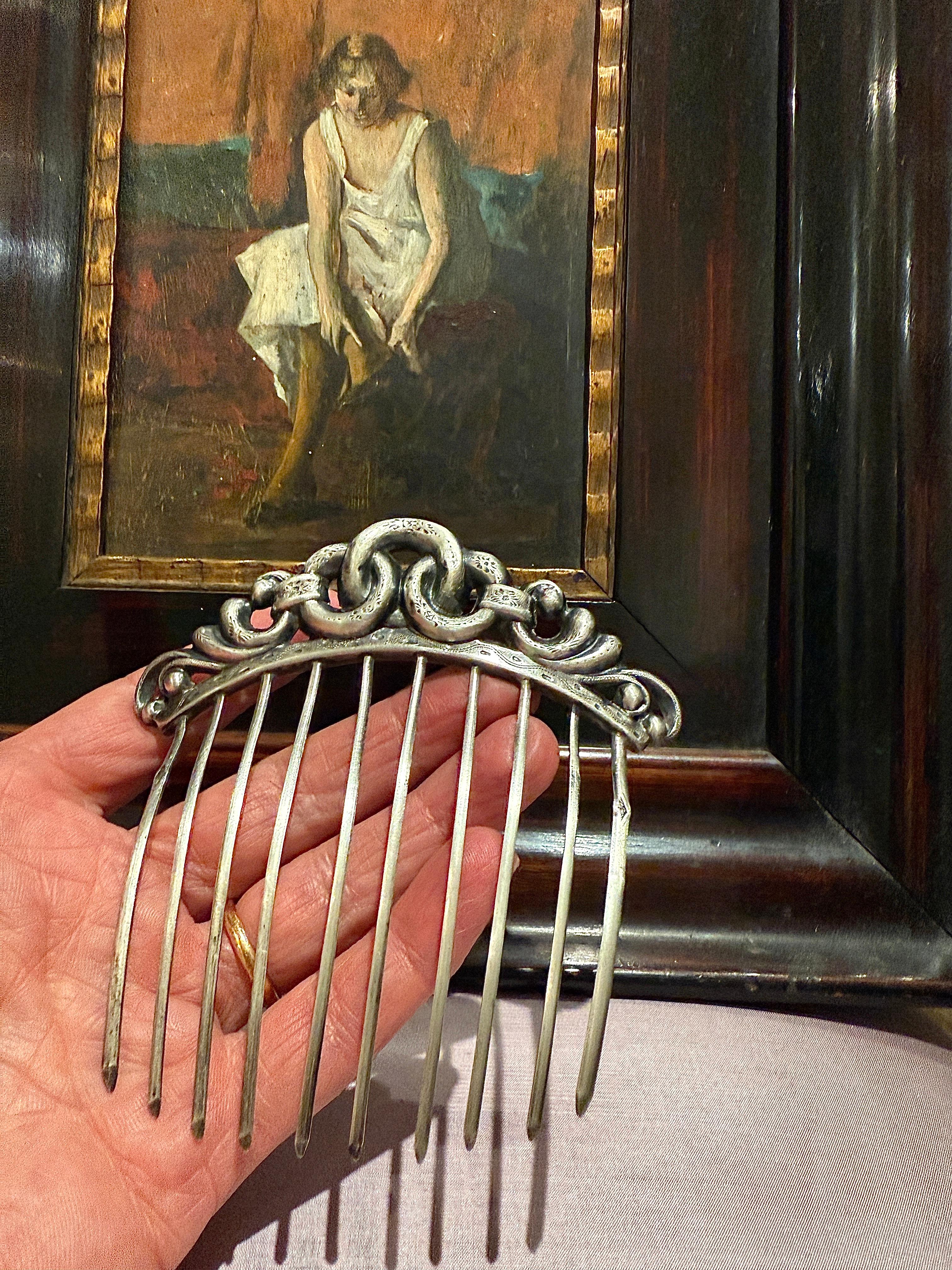 Antique 1ère moitié 19ème siècle French  Peigne à cheveux en argent Ornement de cheveux en vente 2