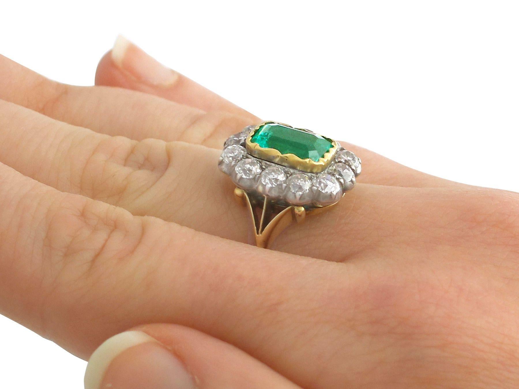 Antique 2 Carat Colombian Emerald & 2.2 Carat Diamond Yellow Gold Cocktail Ring In Excellent Condition For Sale In Jesmond, Newcastle Upon Tyne