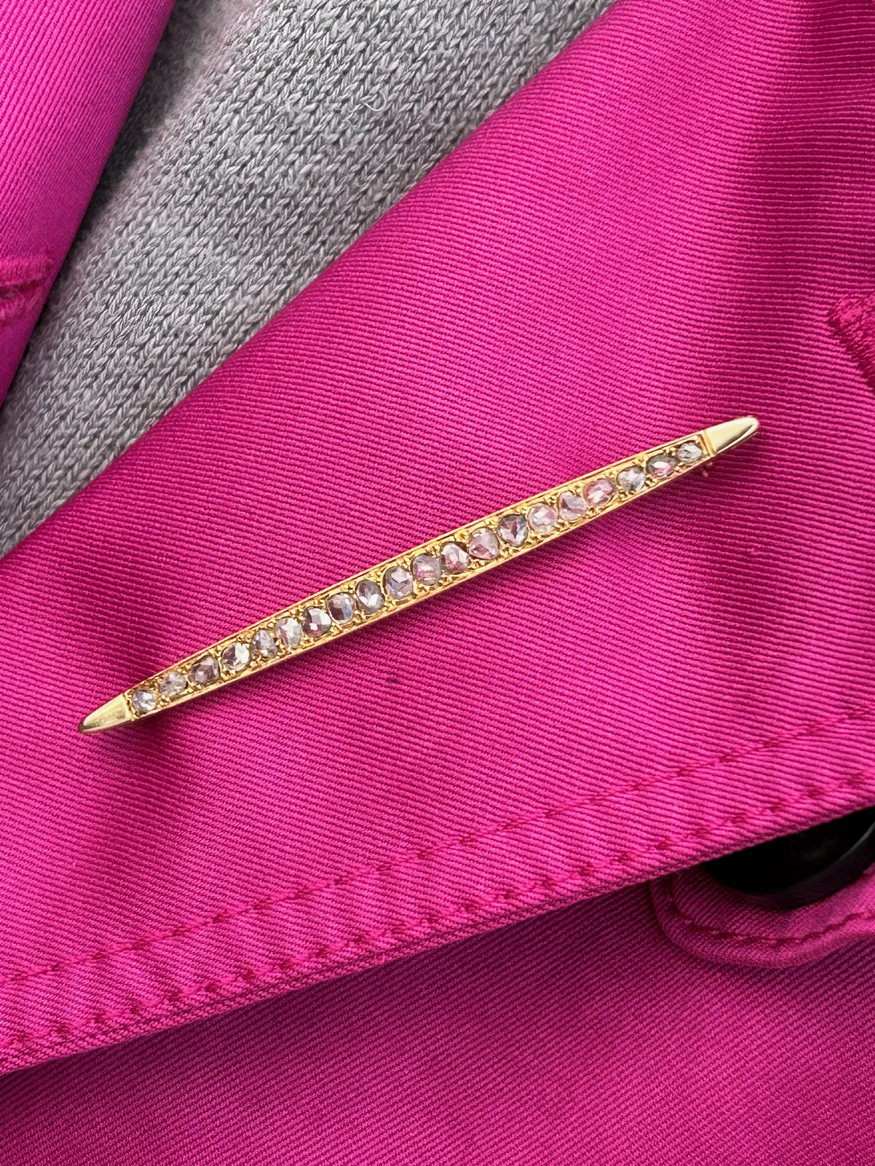 Édouardien Broche ancienne en or jaune 14 carats avec diamants taille rose de 1,5 carat en vente