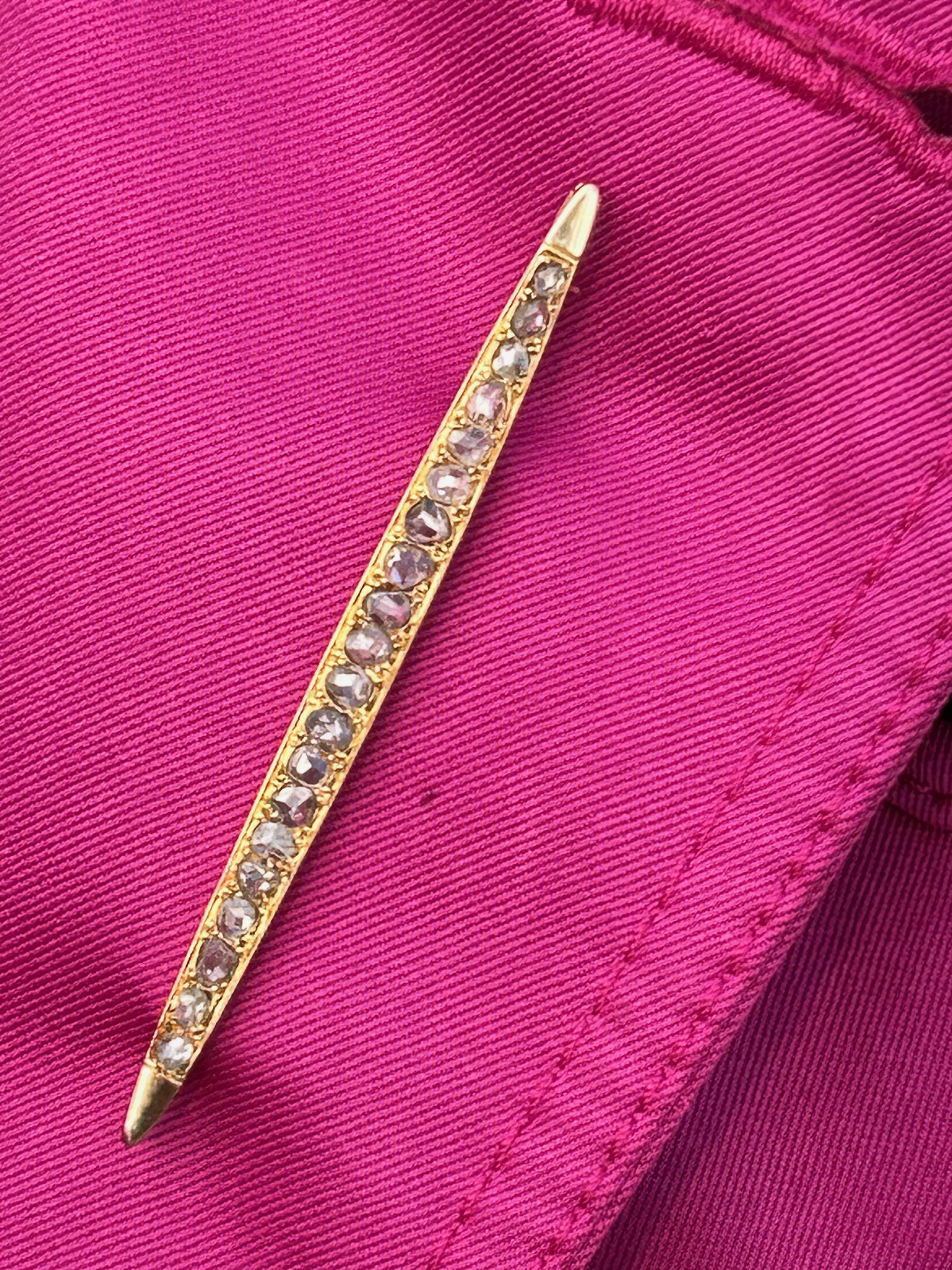 Broche ancienne en or jaune 14 carats avec diamants taille rose de 1,5 carat en vente 7