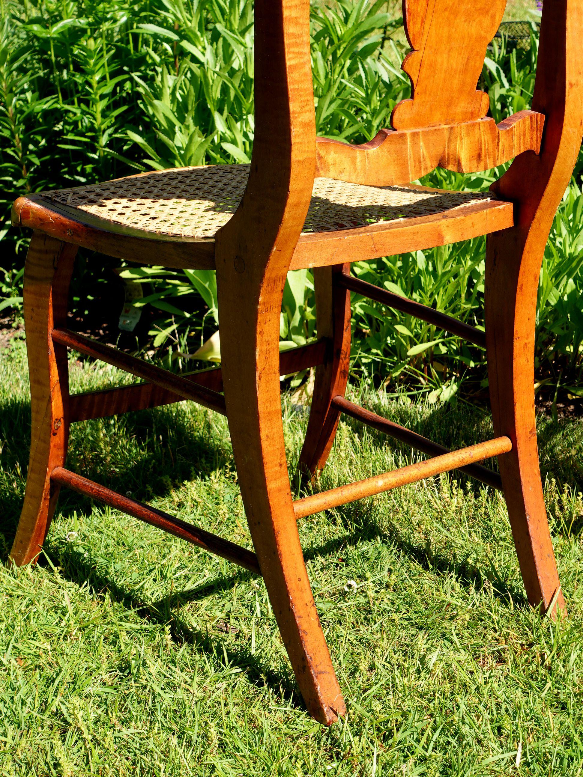 Antique 2 Federal Tiger Maple & Bird's Eye Cane Seat Dinning Charis For Sale 5