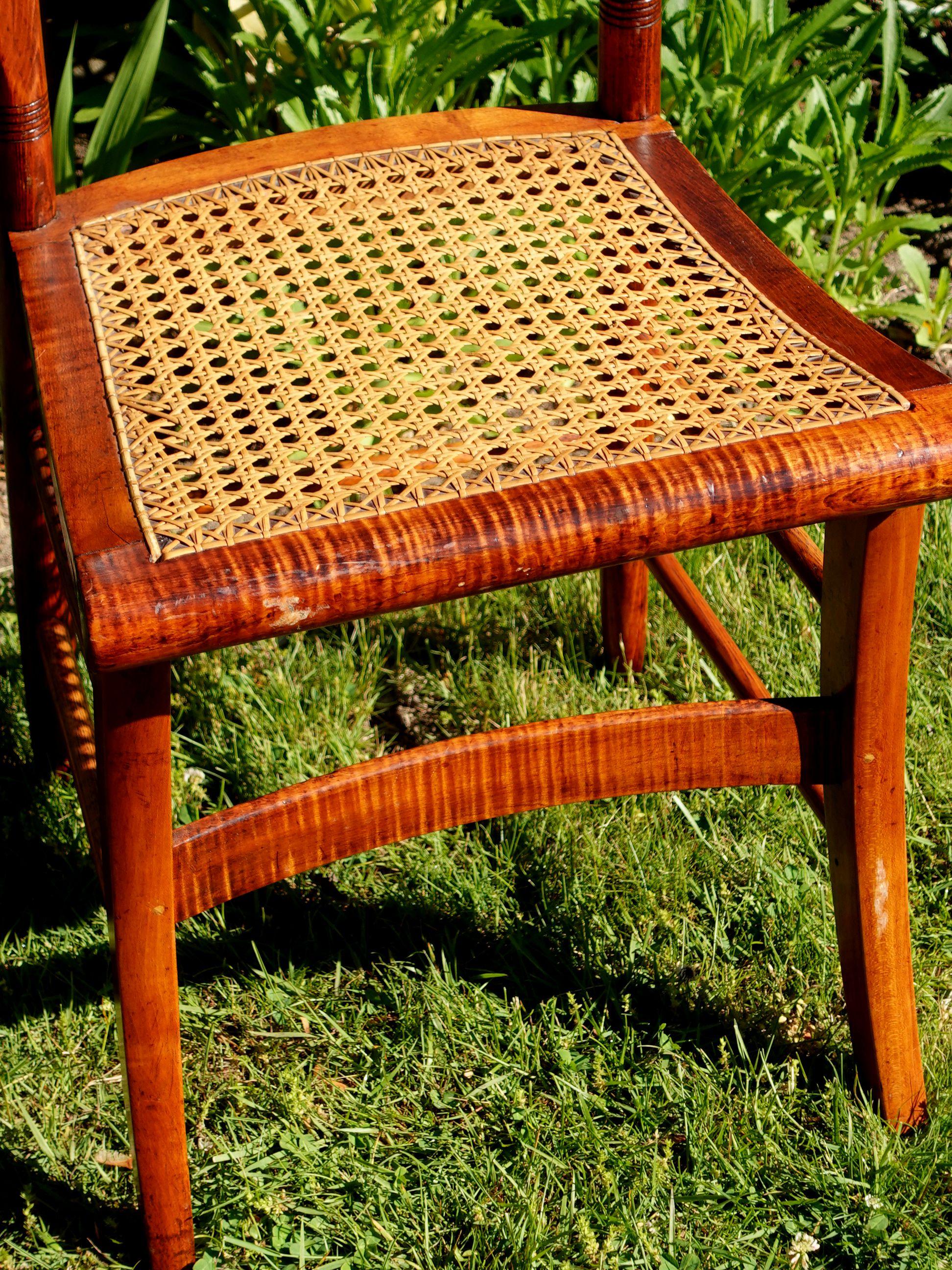 Antique 2 Federal Tiger Maple & Bird's Eye Cane Seat Dinning Charis In Good Condition For Sale In Norton, MA