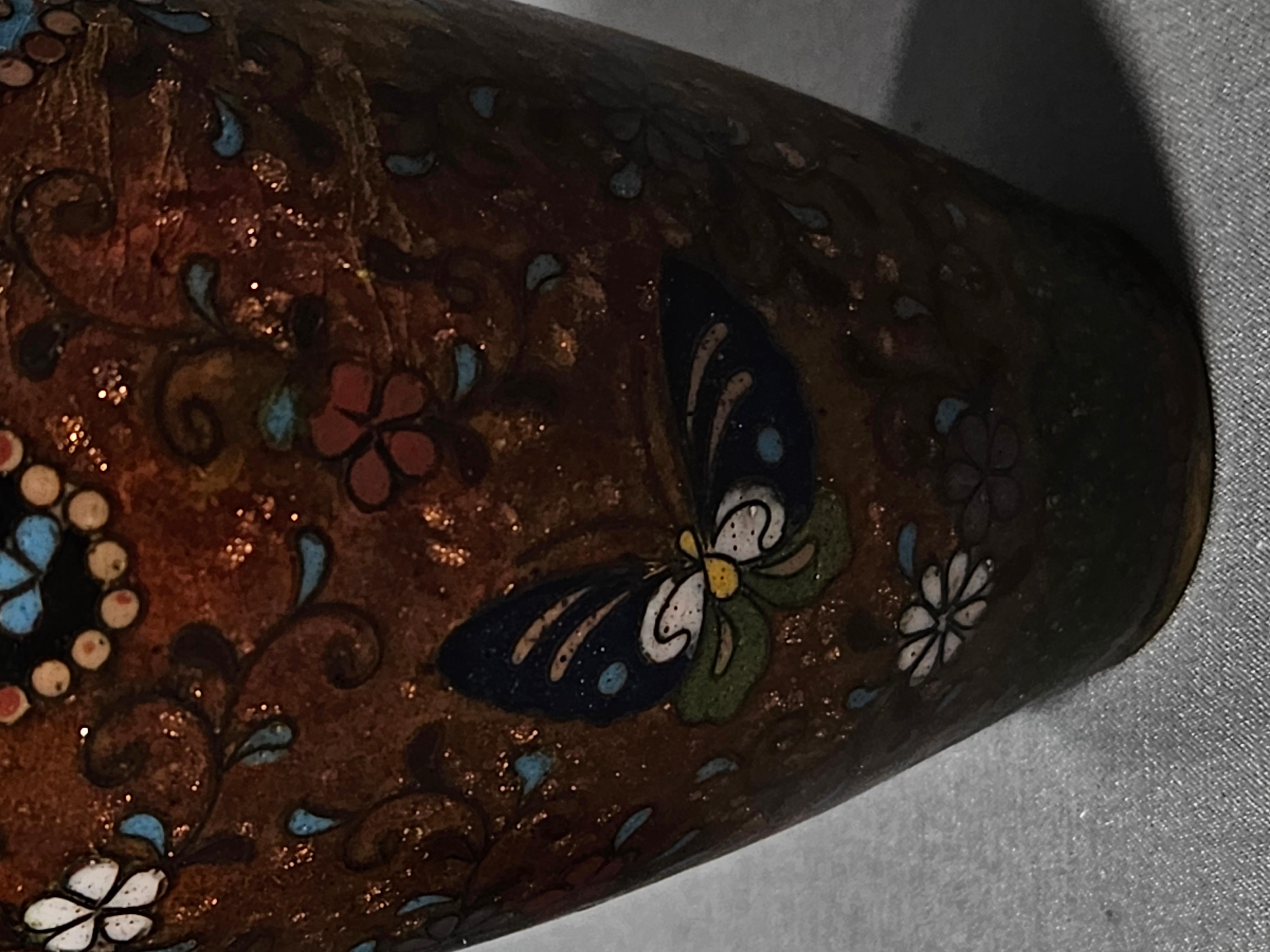 Antichi 2 vasi giapponesi cloisonné del periodo Meiji, firmati in vendita 1