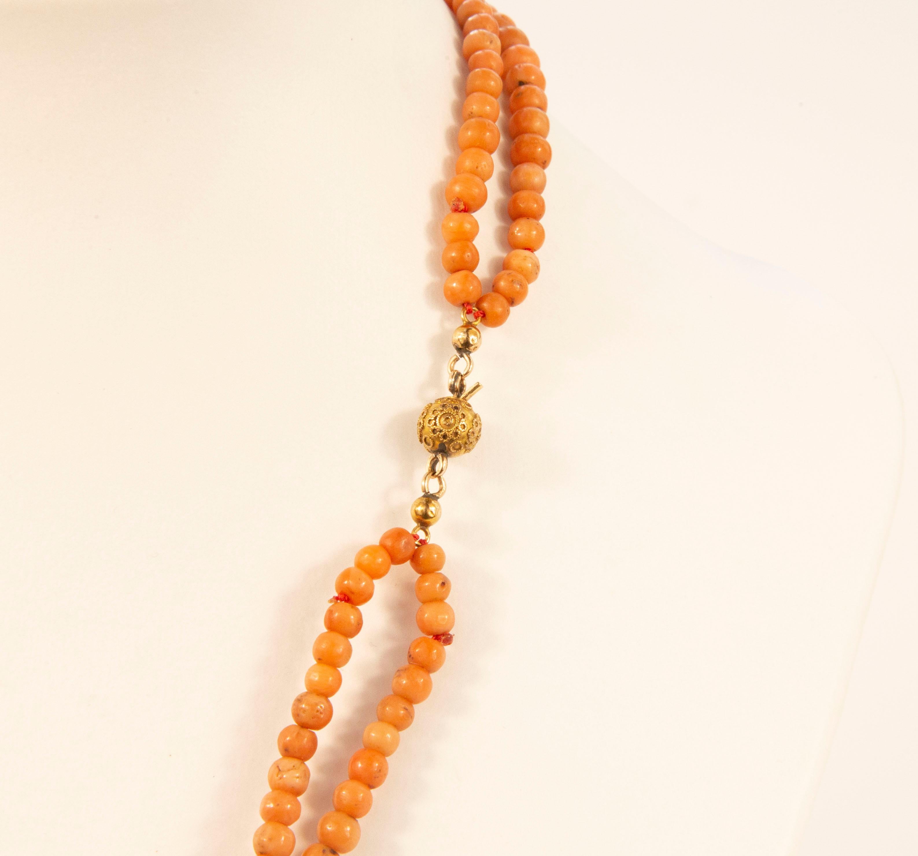Edwardian Antique 2-Row Red Coral Necklace with 14 Karat Yellow Filigree Golden Clasp  For Sale