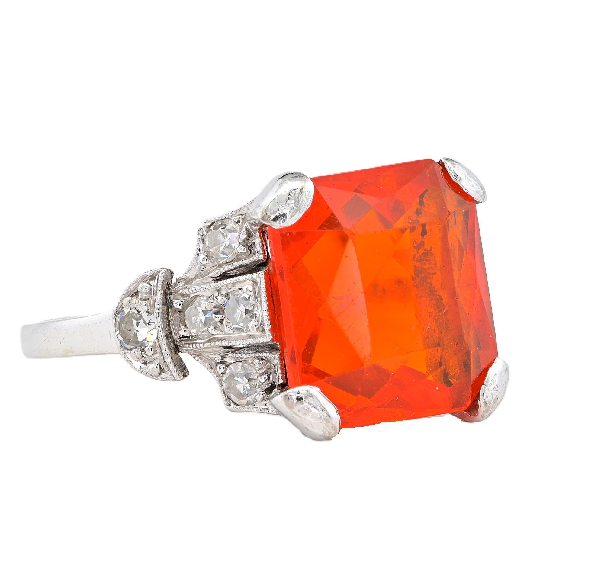 Antique Cushion Cut Antique 2.0 Ct Fire Opal Diamond 18 KT Gold For Sale