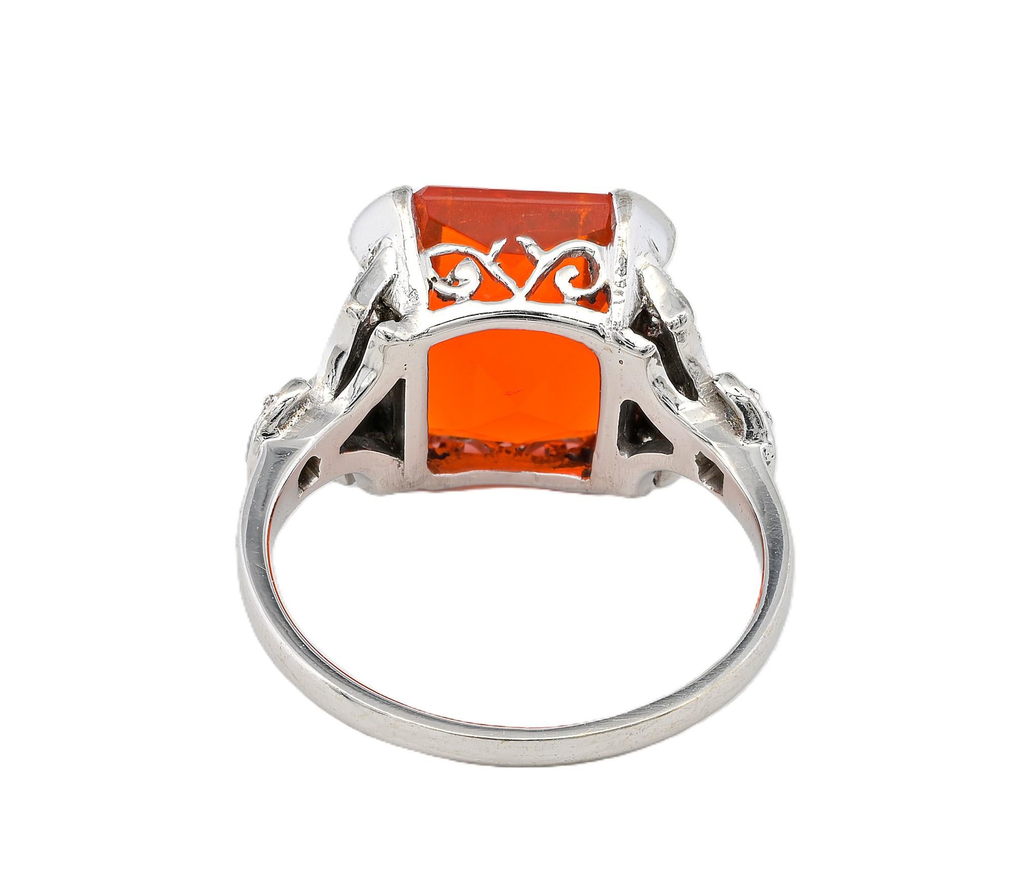 Antique 2.0 Ct Fire Opal Diamond 18 KT Gold For Sale 3