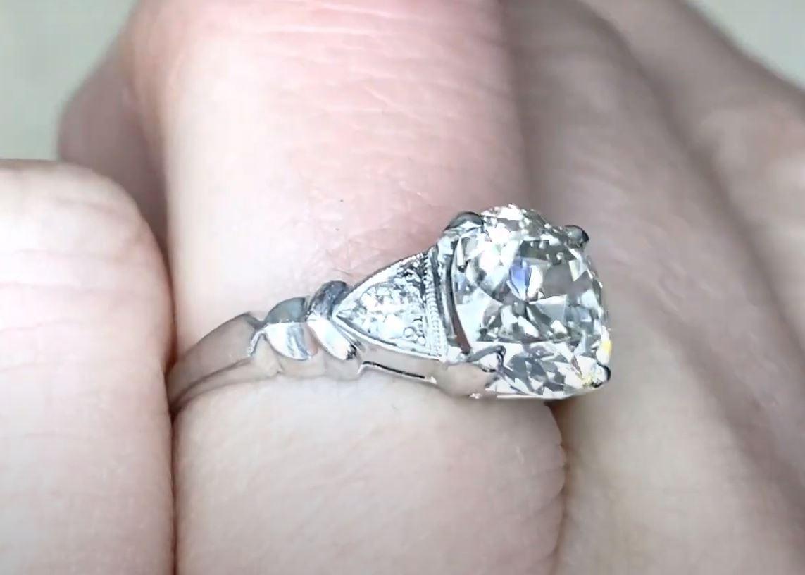 Antique 2.02 Carat Old Euro-Cut Diamond Engagement Ring, VS1 Clarity, Platinum In Excellent Condition In New York, NY