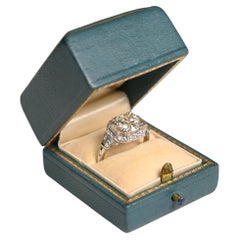 Anillo de compromiso de diamantes talla europea antigua (aprox. 2.00 quilates), platino