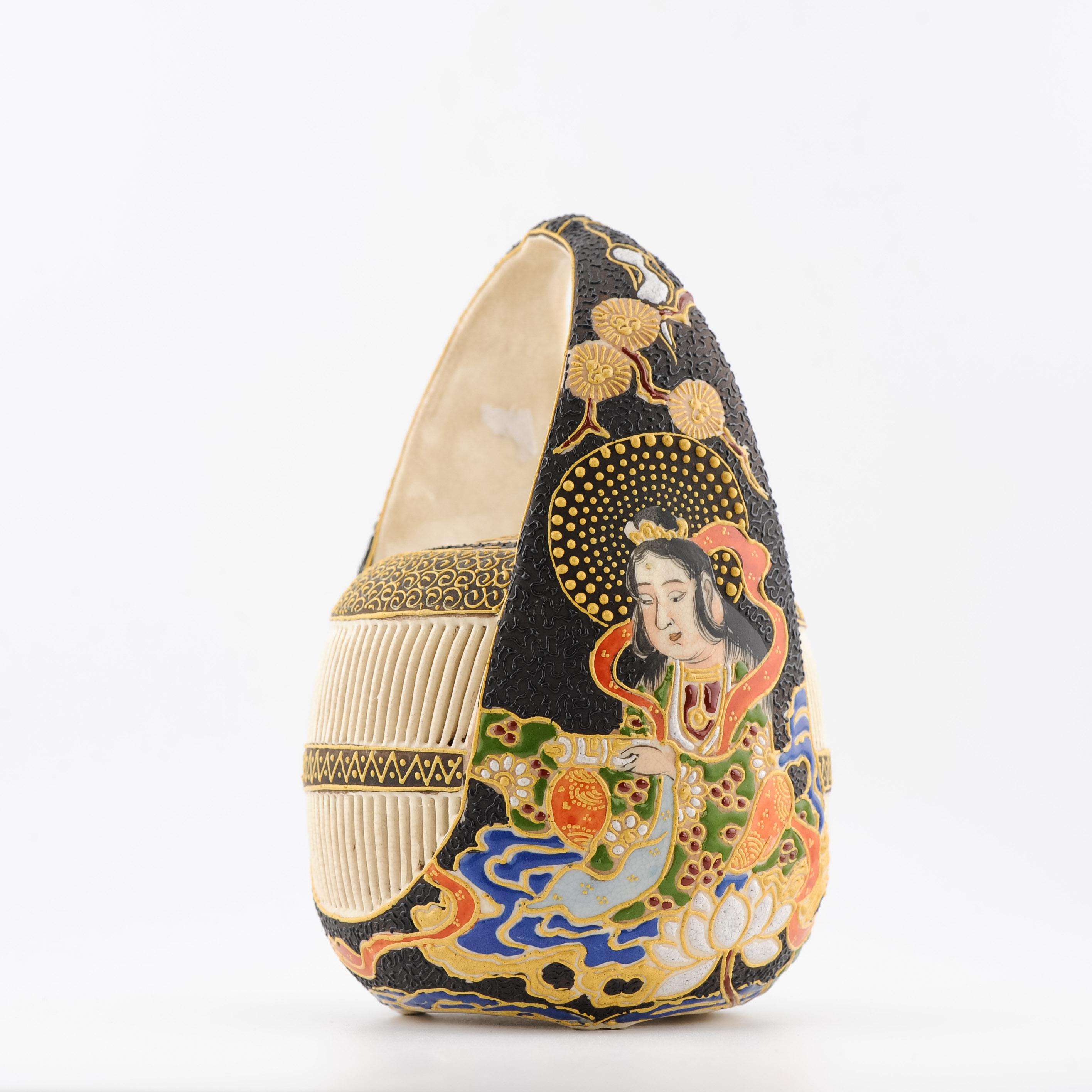 Antique 20C Japanese Satsuma Vase Cricket Box Earthenware Japan 6
