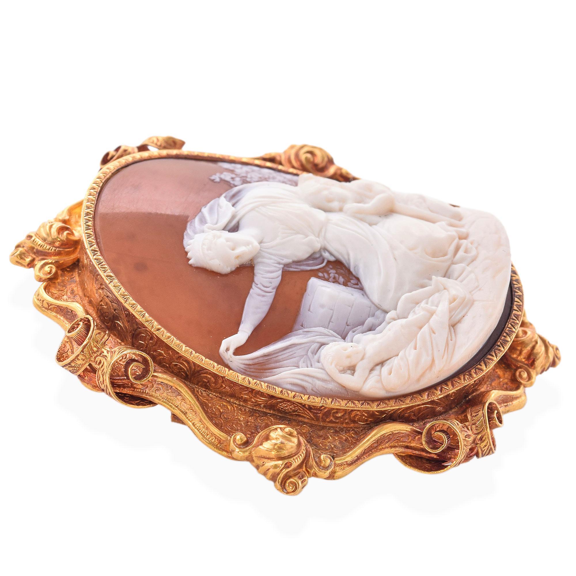 Women's Antique 20K Yellow Gold Raphael's Angel Pendant Brooch For Sale