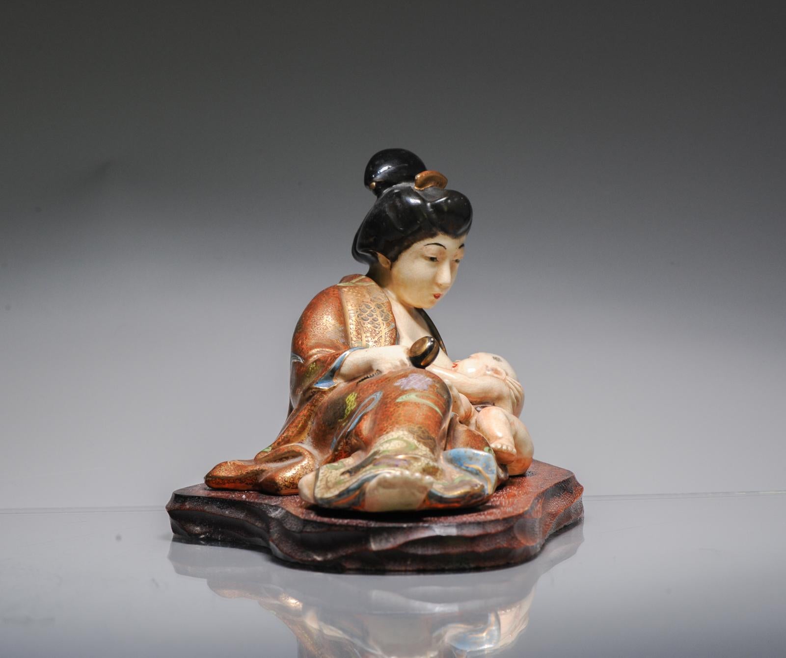 Antique 20th C Taisho Japanese Kyo Satsuma Statue of Mother and Child Marked For Sale 1