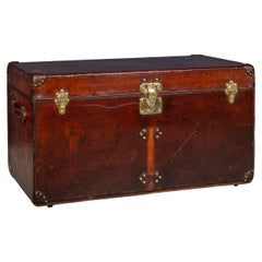 Antique 20th Cent Louis Vuitton Courier Trunk In Natural Cow Hide, France c.1900