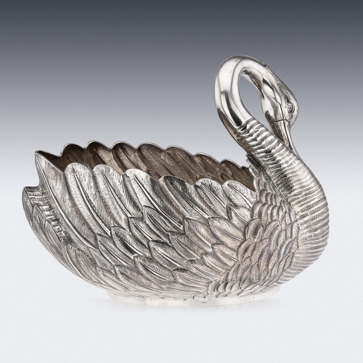 Antique 20th Century American Solid Silver Swan Jardiniere, Tiffany & Co c.1902 For Sale 1