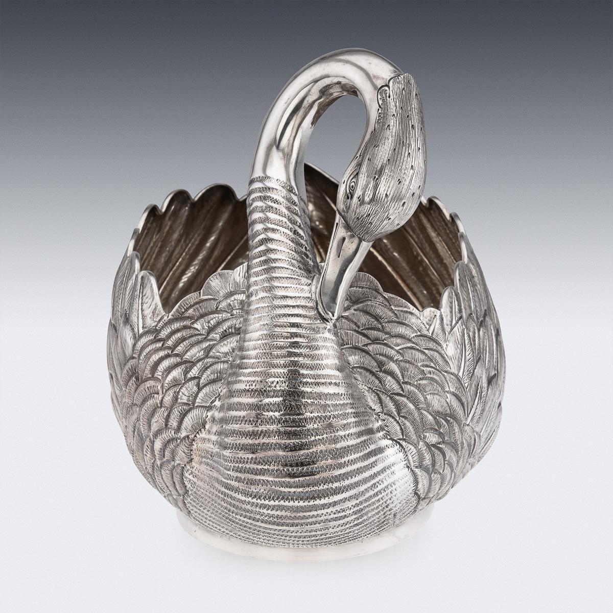 Antique 20th Century American Solid Silver Swan Jardiniere, Tiffany & Co c.1902 For Sale 2