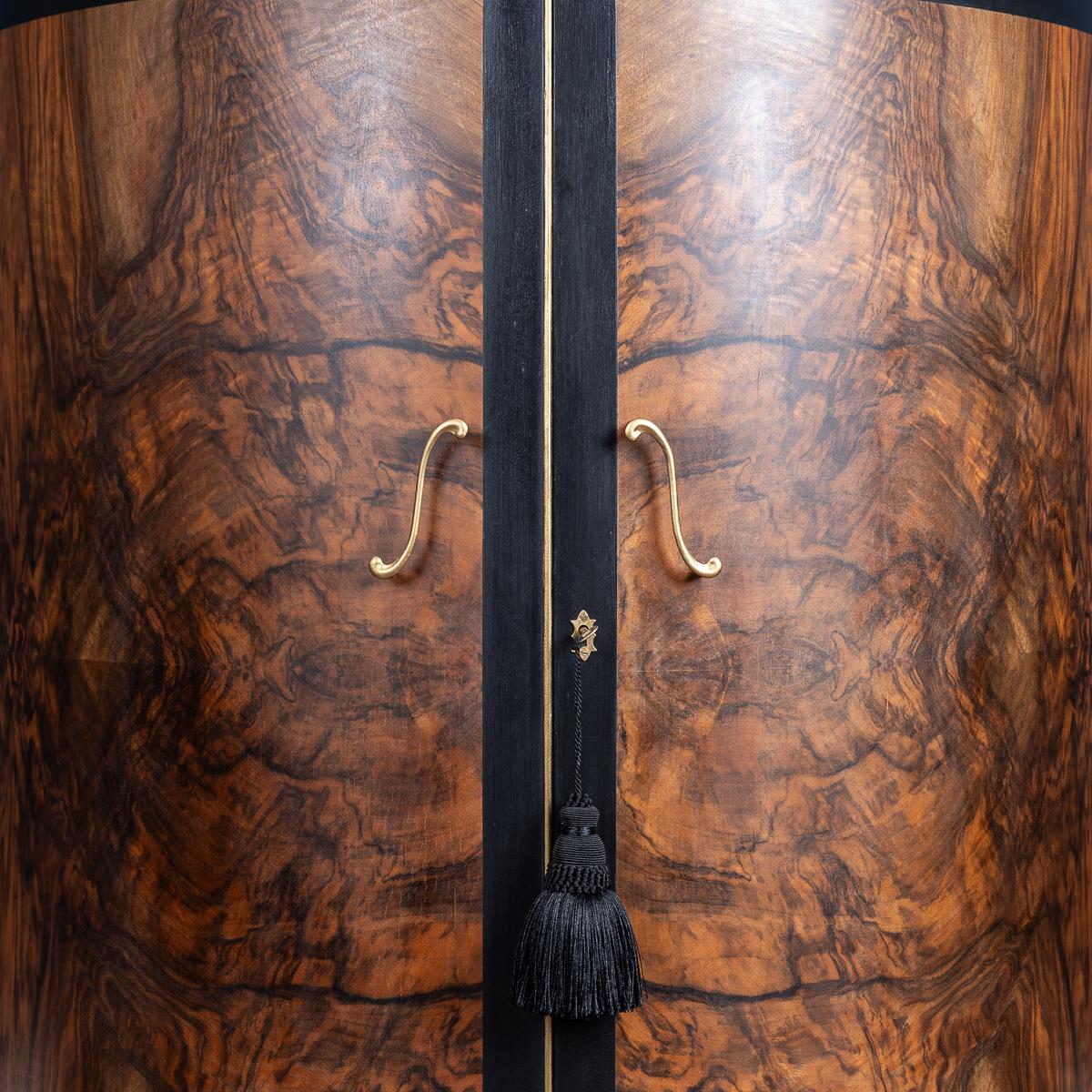 Antiker Art-déco-Cocktailschrank „Demi Lune“ aus dem 20. Jahrhundert, ca. 1920 im Angebot 8