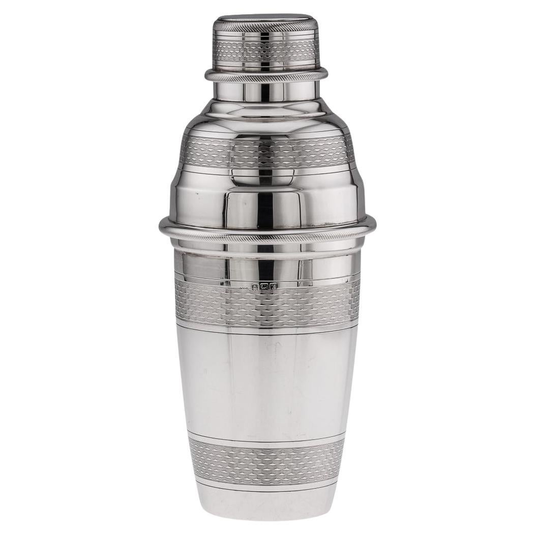 Antique 20th Century Art Deco Solid Silver Cocktail Shaker, G Bryan 
Co c.1922