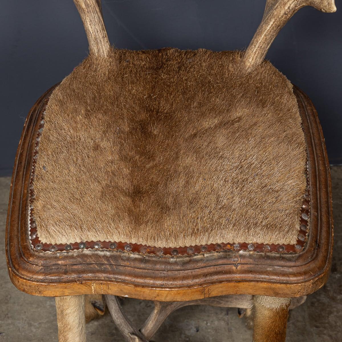 Antikes österreichisches Paar Hallenstühle aus Hirschgeweih des 20. Jahrhunderts, um 1900 im Angebot 10