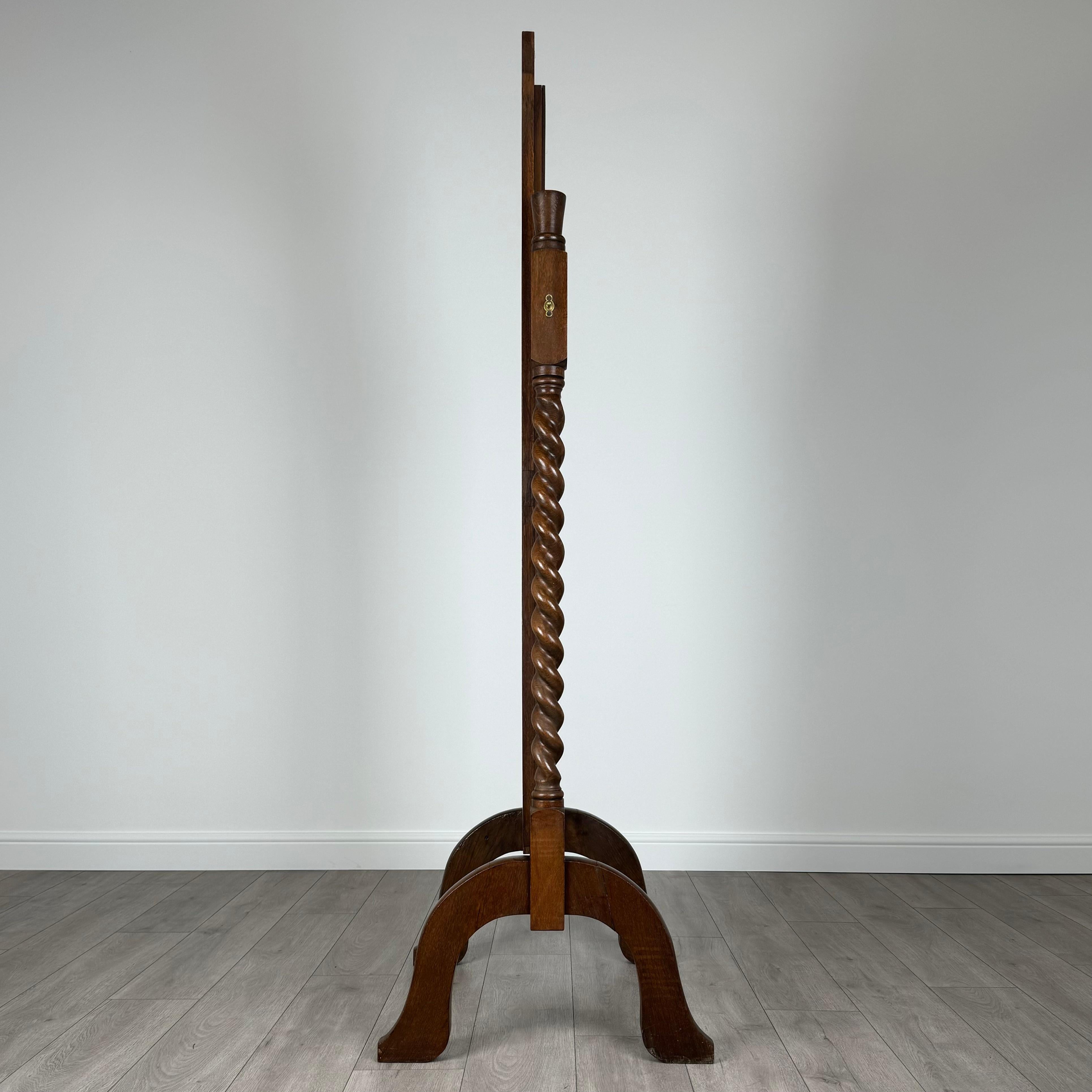 Antico specchio ovale Barley Twist del XX secolo in Oak ( REF AFS-3541 ) in vendita 1