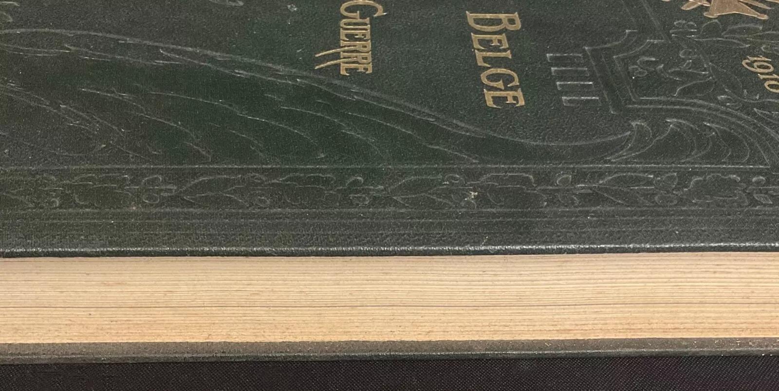 Livre ancien du 20ème siècle : 