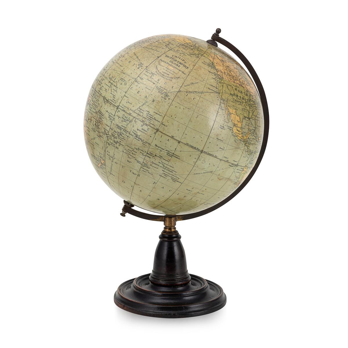 Altro Antique British Empire Globe del XX secolo di George Philip & Son Ltd c.C.
