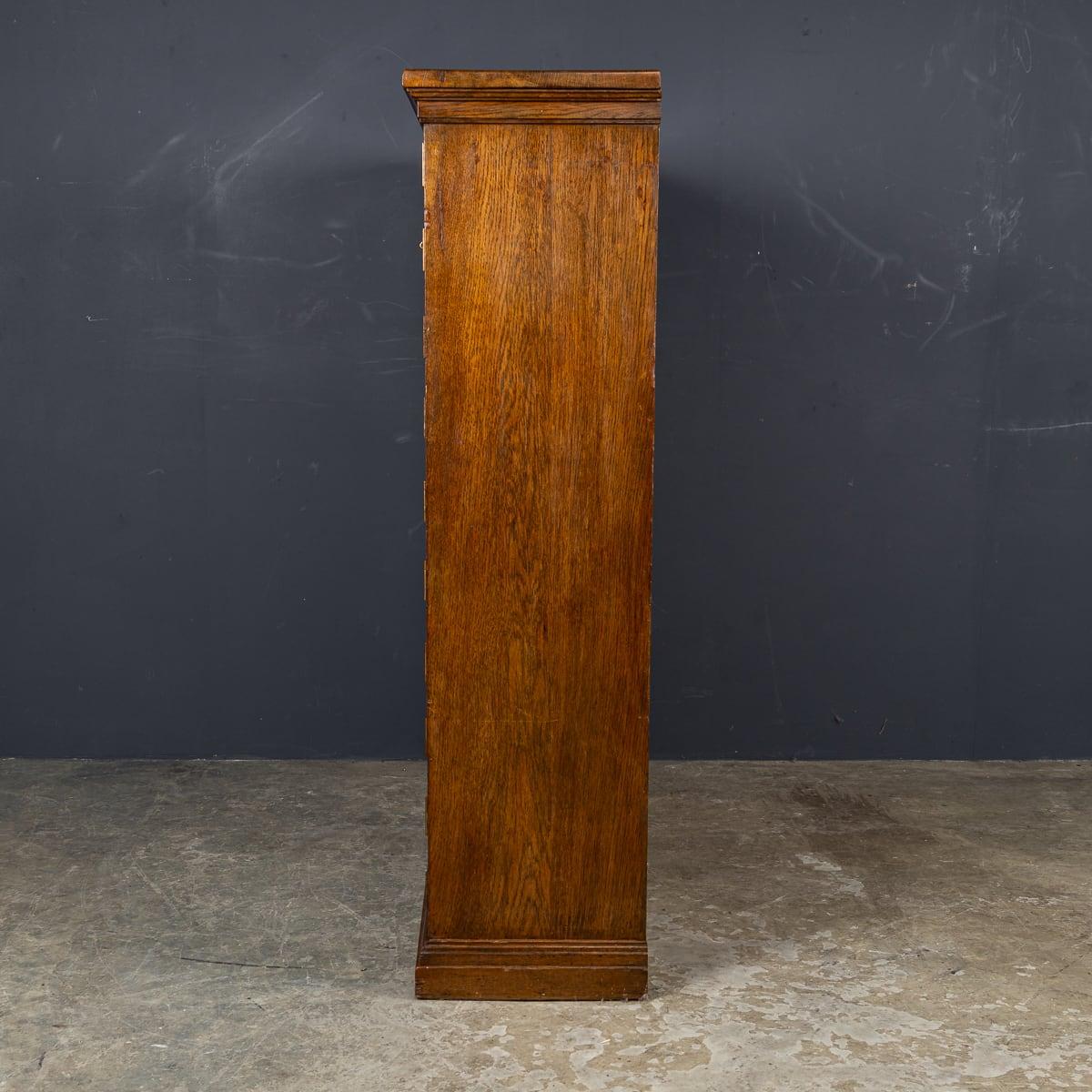 Antique 20th Century British Oak Estate Lockers c.1920 For Sale 1