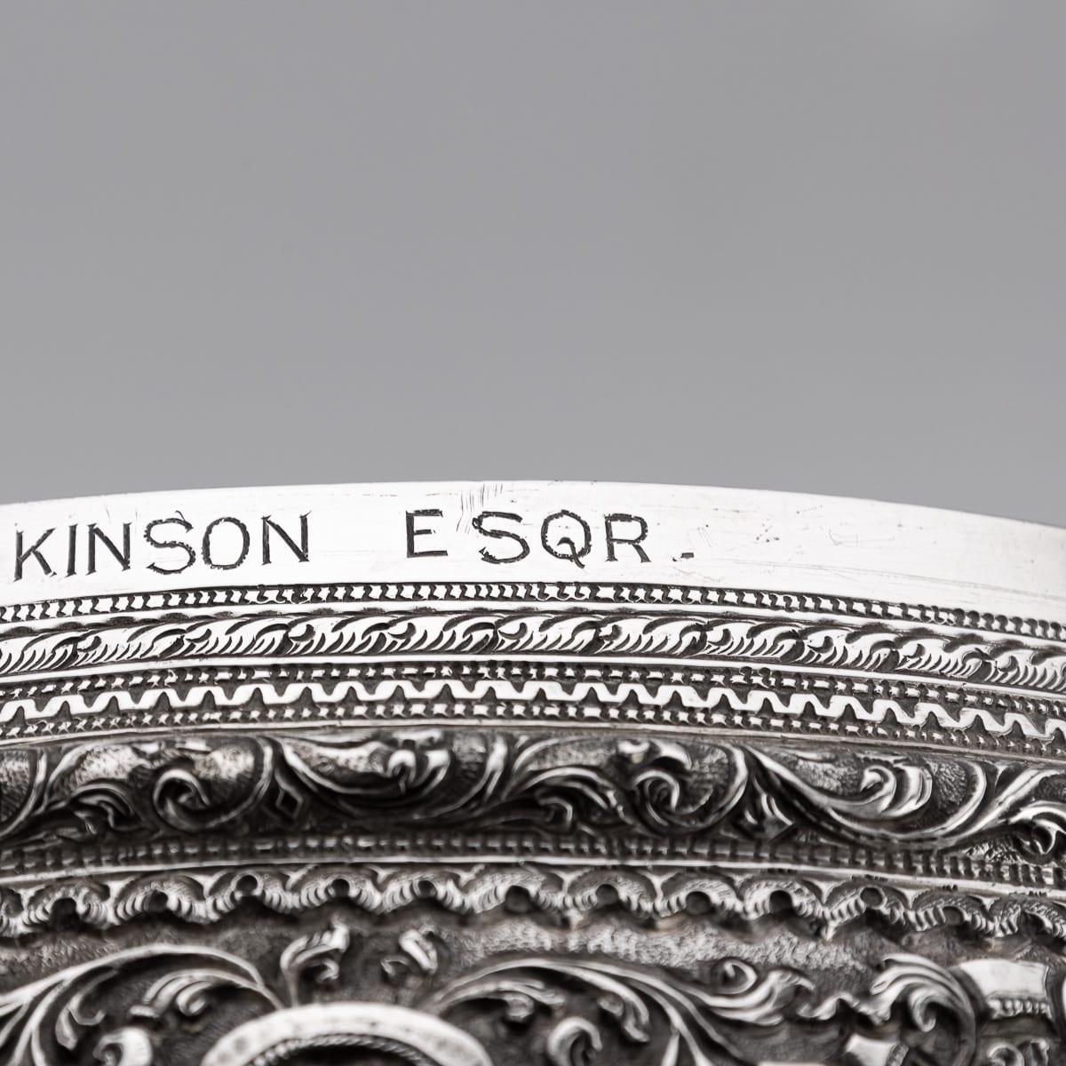 Ancienne coupe birmane en argent massif repoussé du 20e siècle 