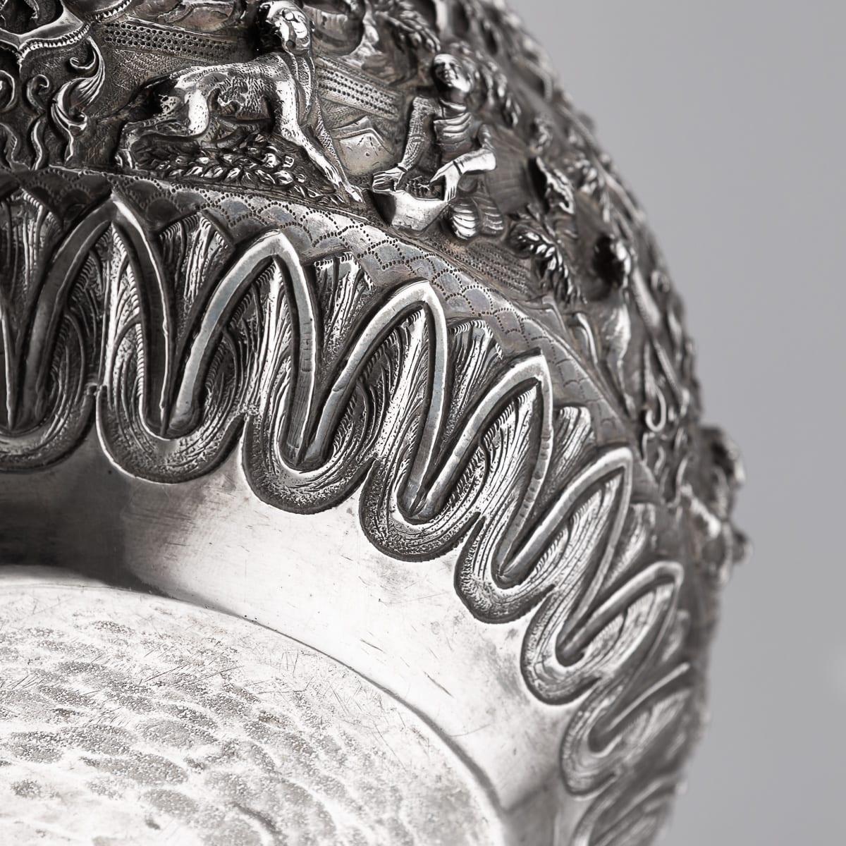 Ancienne coupe birmane en argent massif repoussé du 20e siècle 