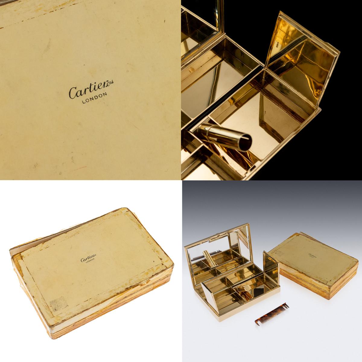 Antique 20th Century Cartier Art Deco 9 Karat Gold, Sapphires, Diamonds, Compact 6