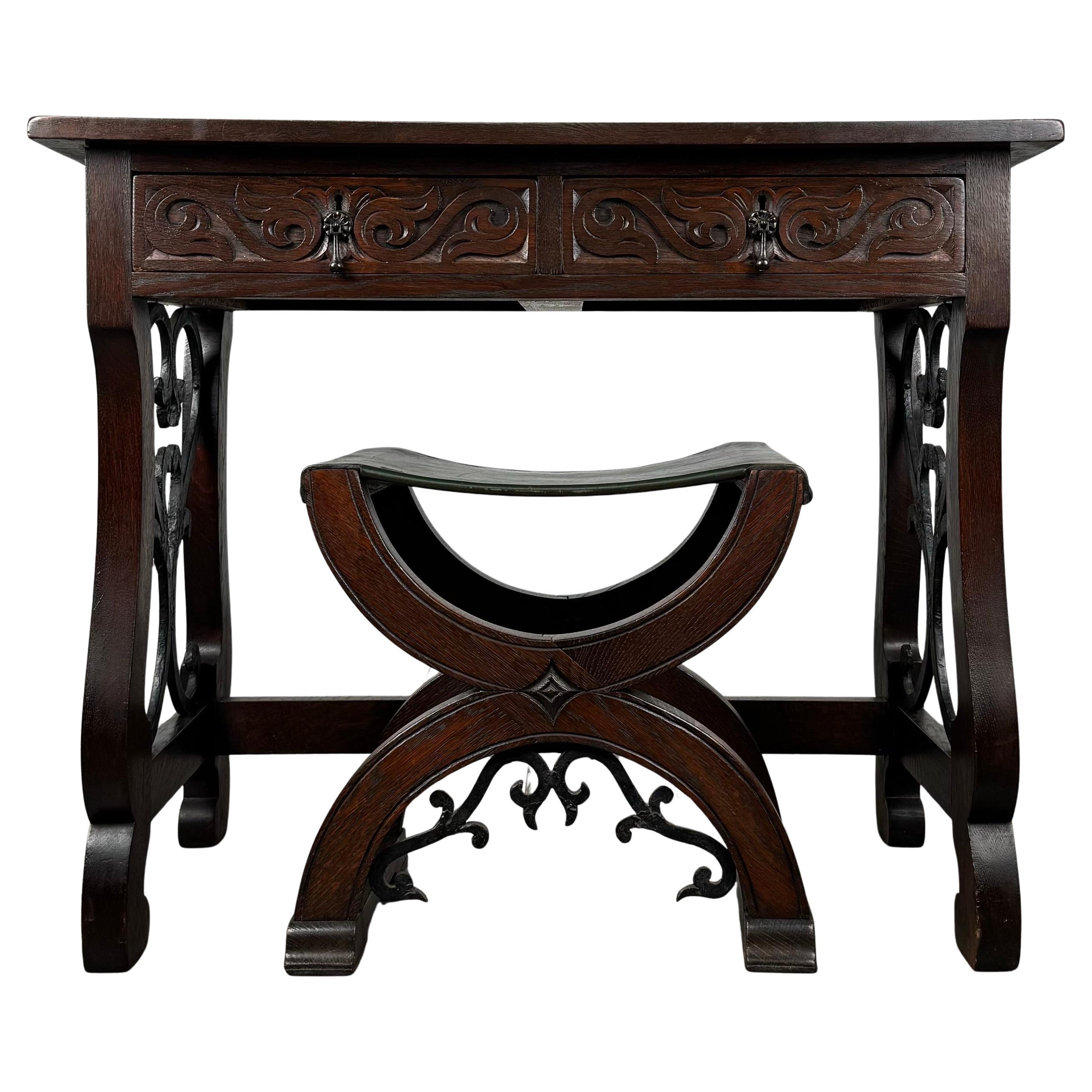 Ancienne table à écrire en chêne sculpté du 20ème siècle avec tabouret ( REF AF-3426 )