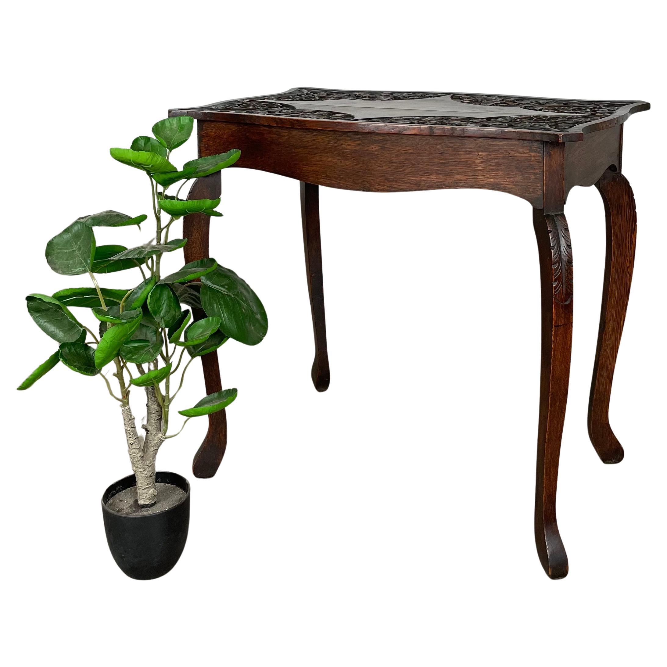 Antique 20th Century Carved Side Table In Oak ( REF AF-3039 )