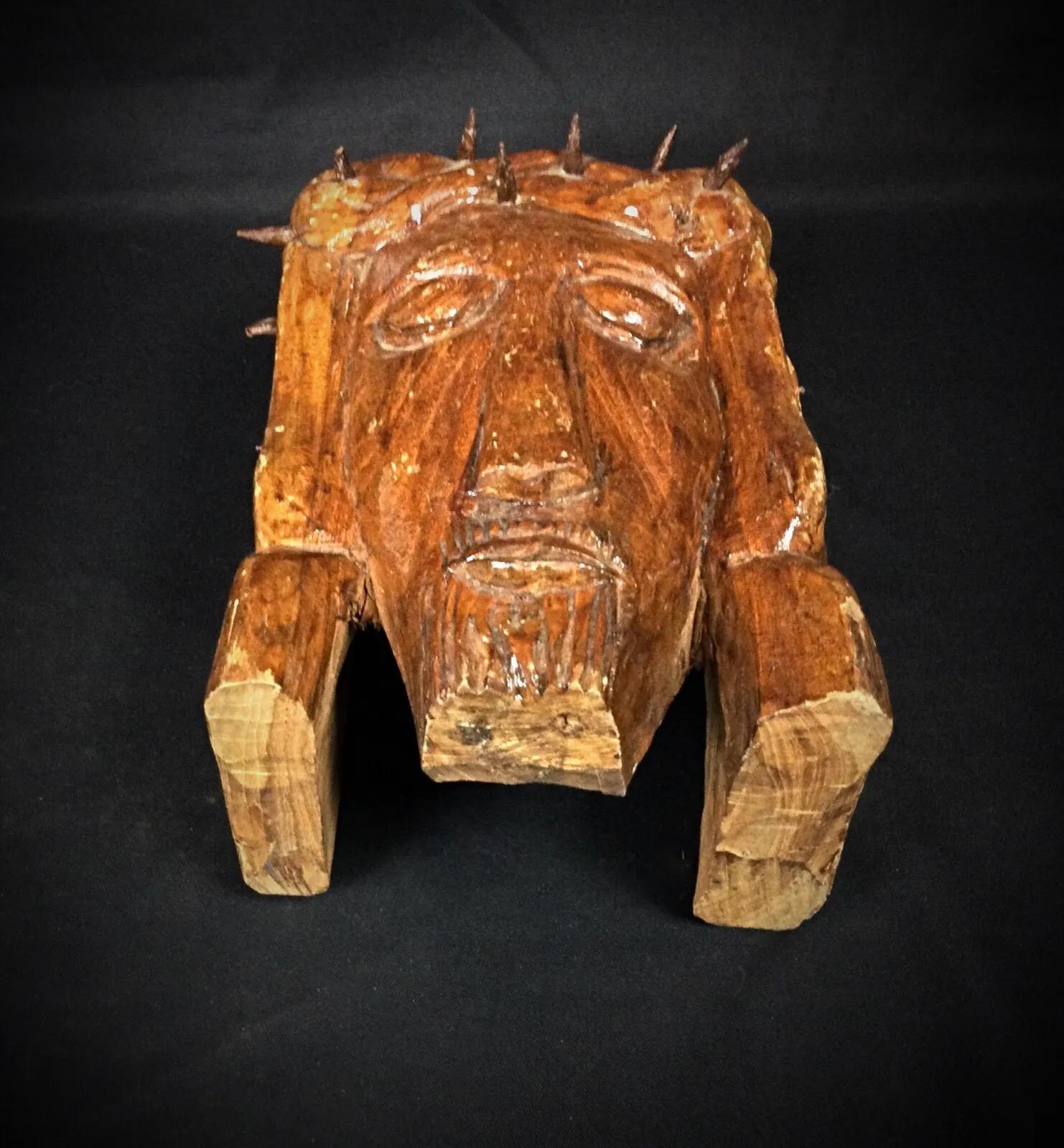 Unknown Antique 20th Century Carved Wooden Christ Face with Crown of Thorns - 2Y254 For Sale